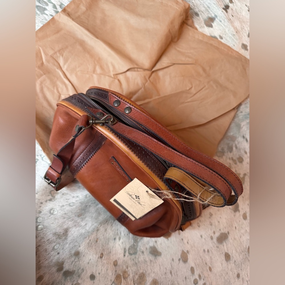 Patricia Nash Brown leather handbag - Picture 4 of 6